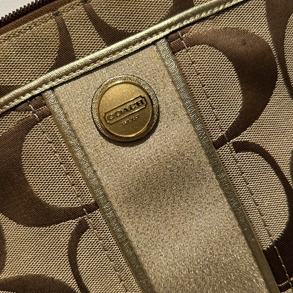 Vintage Signature Tan Gold Stripe Coach Swingback - Picture 2 of 16